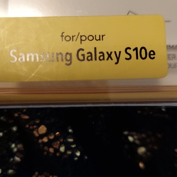 Phone case - Picture 4 of 4